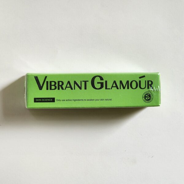 Vibrant Glamour Serum - Image 2